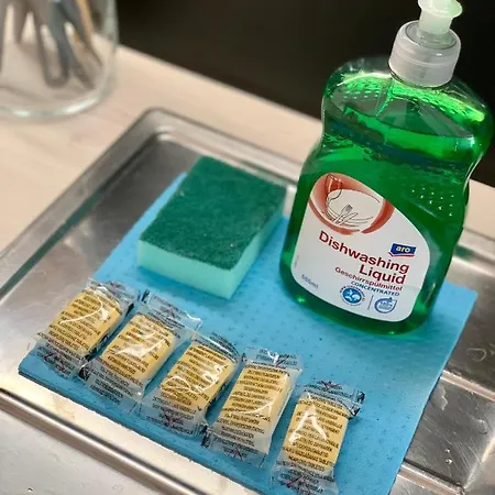 아파트 Traveler's Shelter - By Nahuen